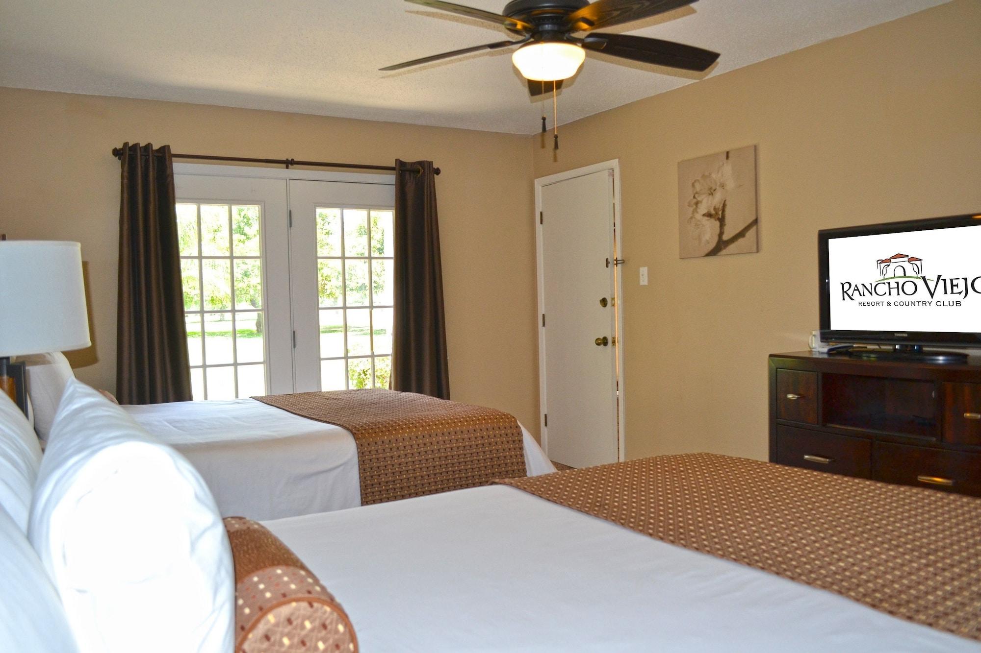 Rancho Viejo Resort エクステリア 写真