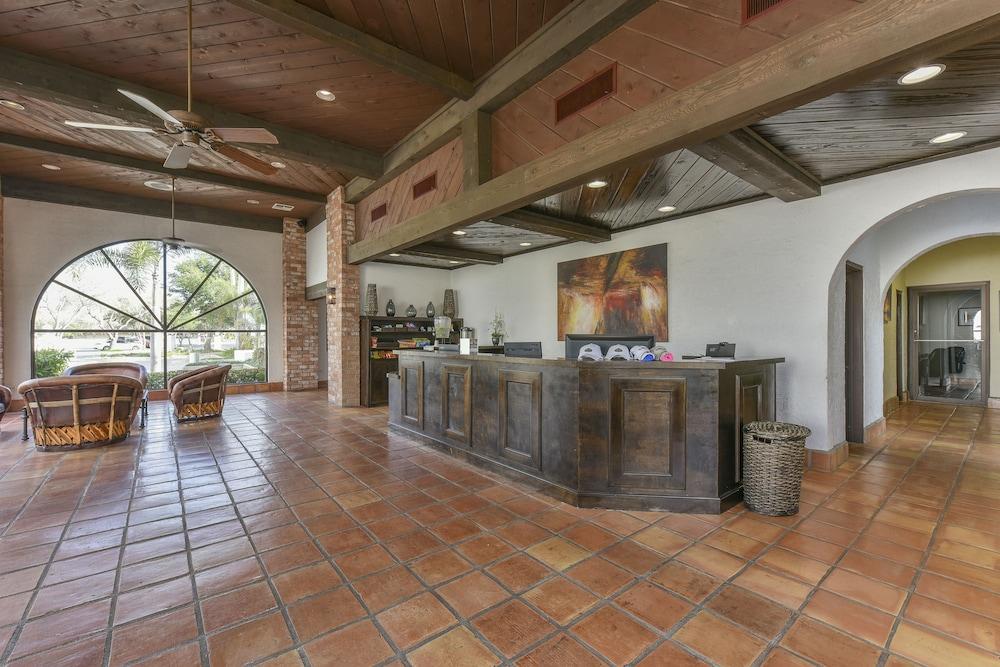 Rancho Viejo Resort エクステリア 写真