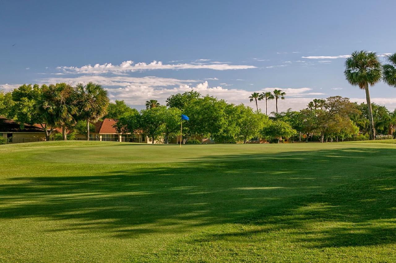 Rancho Viejo Resort エクステリア 写真